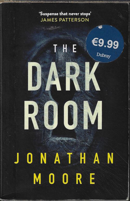 MOORE, JONATHAN - The Dark Room